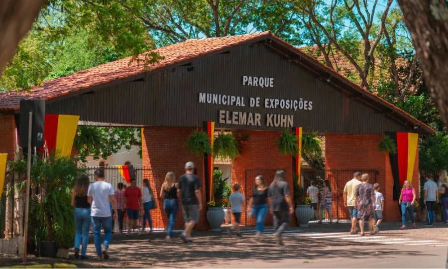 Como chegar a Cerro Largo para a Oktoberfest Missões
